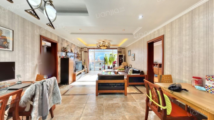 长河湾二手房实景图