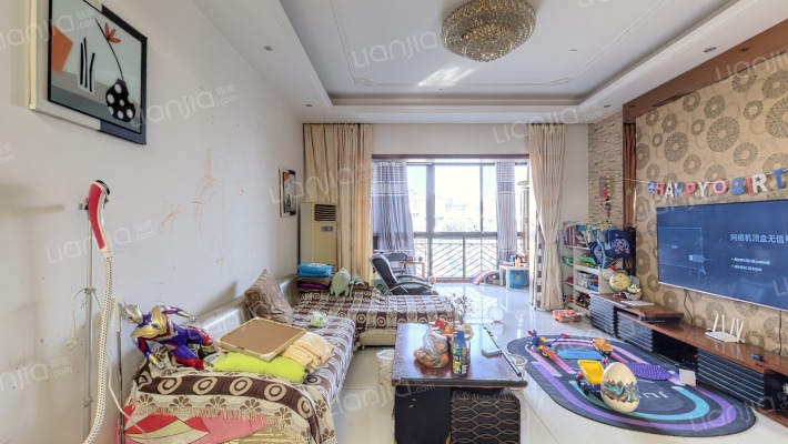 南亚假日二手房实景图