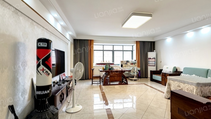 雷峰山嘉園二手房实景图