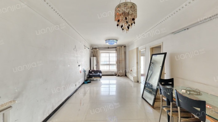 世纪广场小区二手房实景图