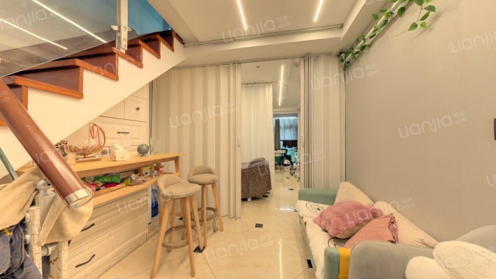 中南2A塔楼二手房实景图