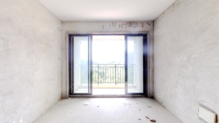 中伦东海岸二手房实景图