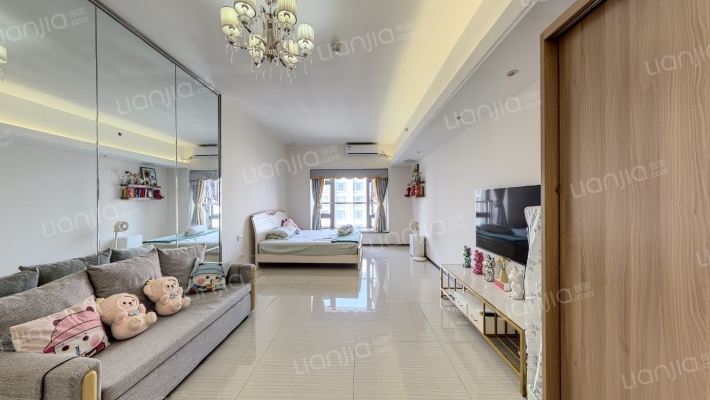 恒大外滩二手房实景图