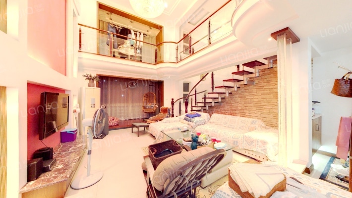 怡景湾长江新城二期二手房实景图