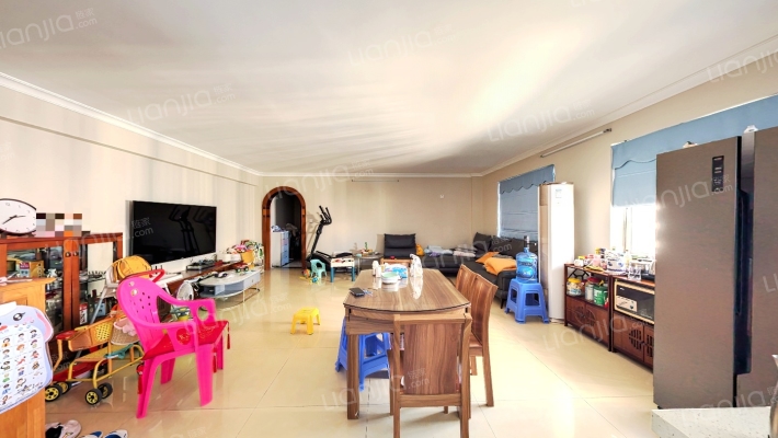 海神公寓二手房实景图