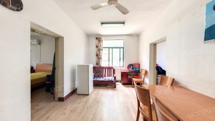 蜀翠苑二手房实景图