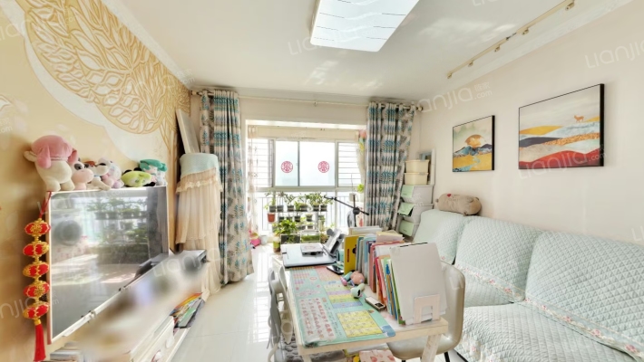 尚品美地城二手房实景图