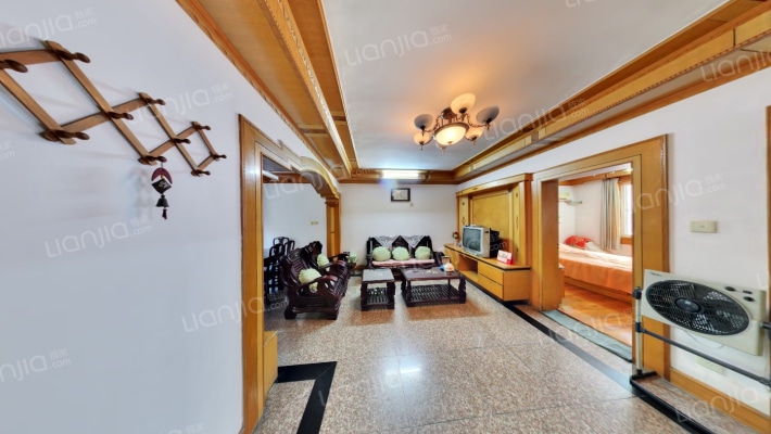 日新路二手房实景图