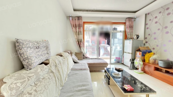 丝宝叠翠园一期二手房实景图