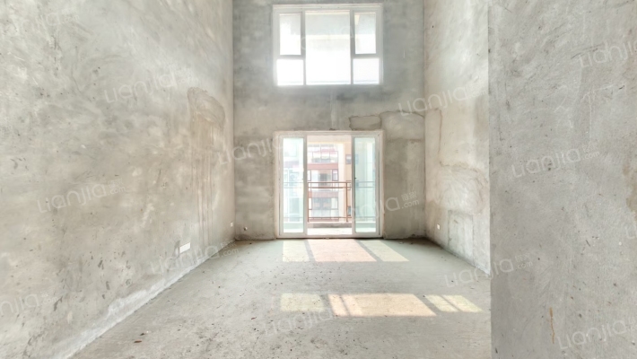 龙腾御锦二手房实景图