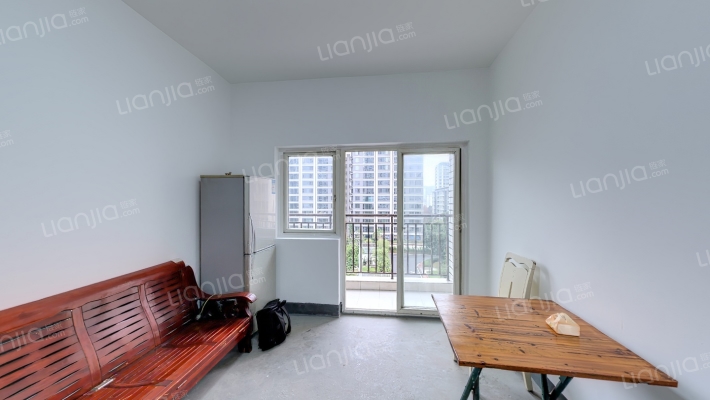 新都花园二手房实景图