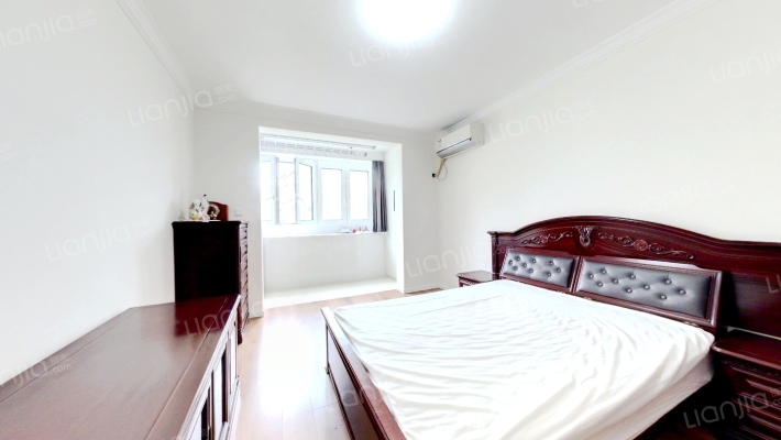 上外中山大楼二手房实景图