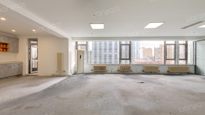 时代广场二手房实景图