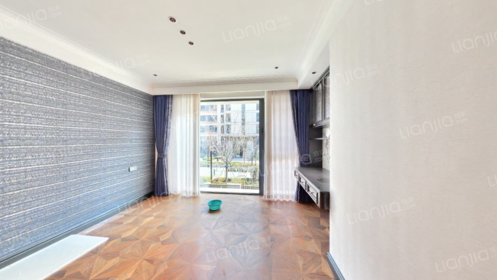 龙湖·海河砚熙台二手房实景图