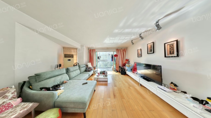 圣淘沙花城二手房实景图