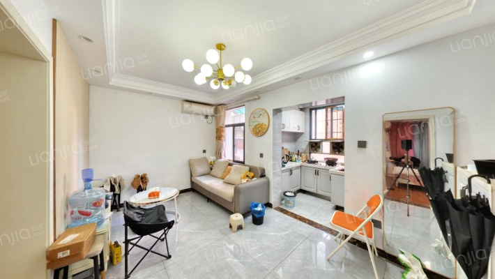 解放四村二手房实景图