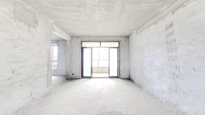 逸龙新河湾二手房实景图