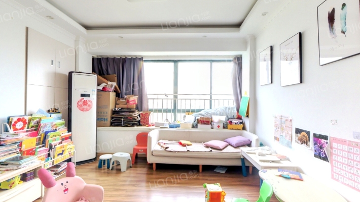 新文采花园二手房实景图