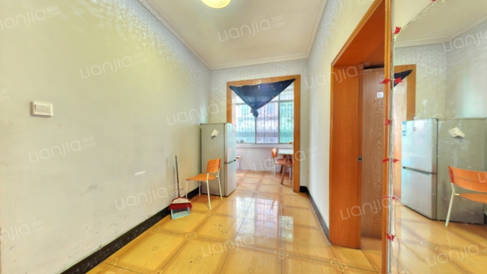 青羊东一路95号二手房实景图