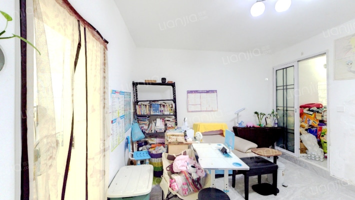 莘香雅苑二手房实景图