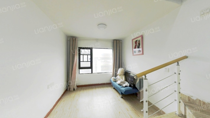 绿创中心二手房实景图