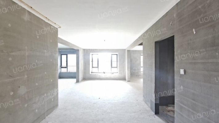 红星金义天铂二手房实景图