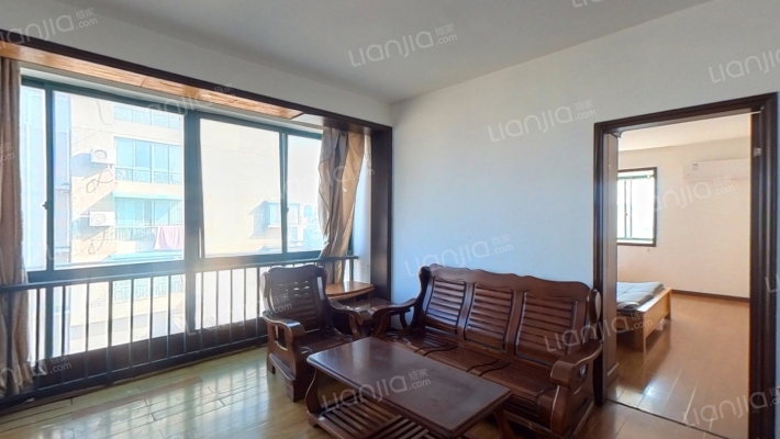 书香名邸二手房实景图