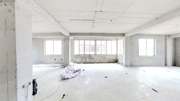 龙湖路530号二手房实景图