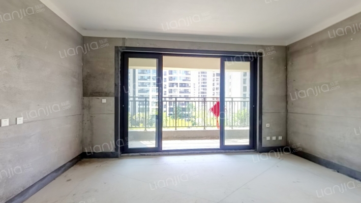 建业滨河院子南院二手房实景图