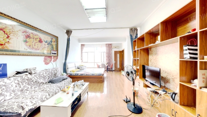 奥丽维亚公寓二手房实景图