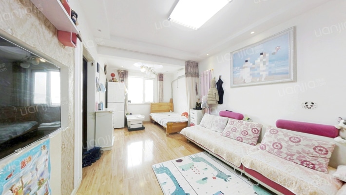 河畔家园二手房实景图