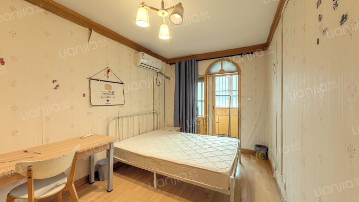 金轮新村二手房实景图