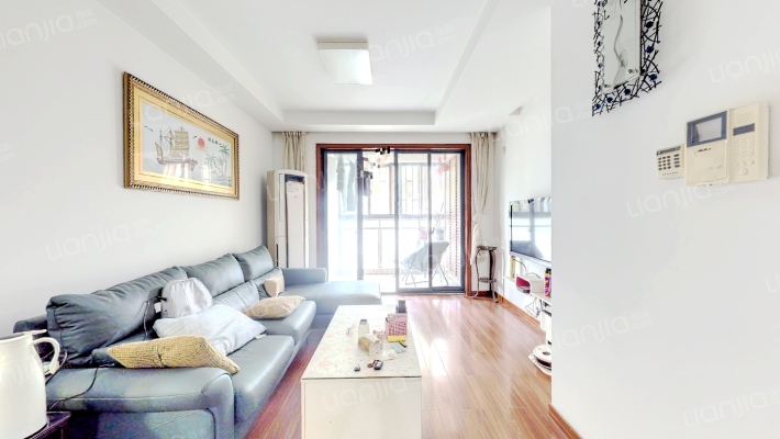 曹路家苑二手房实景图