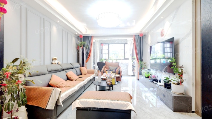 翡翠苑二手房实景图