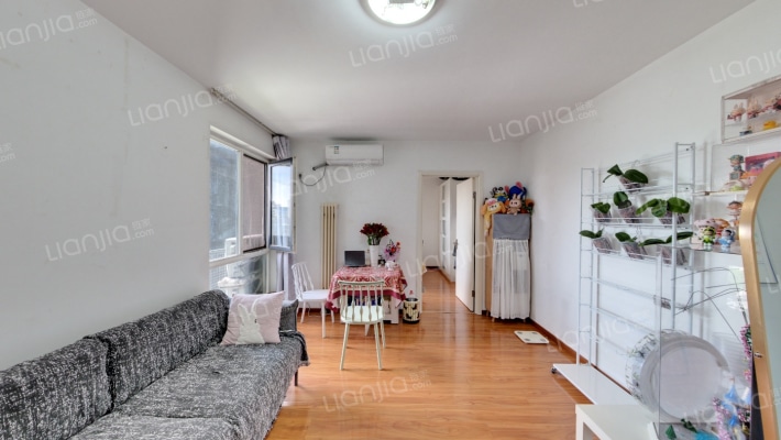 后现代城B区二手房实景图