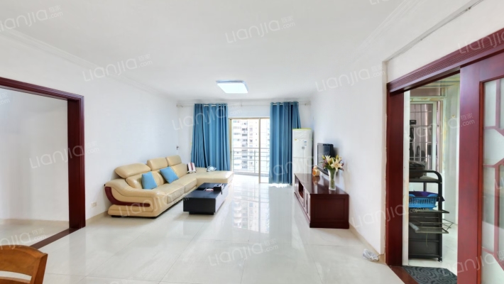 世纪海湾二期二手房实景图