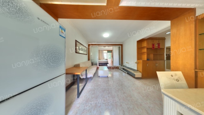 小鹏兴花园二手房实景图