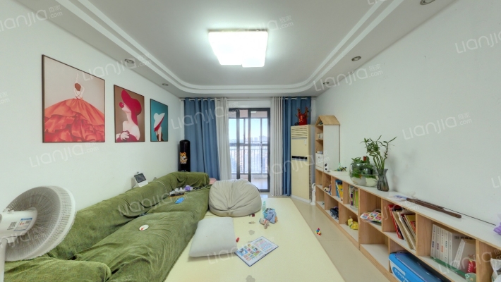 中大诺卡小镇二手房实景图