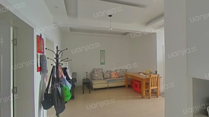 龙王山村七组二手房实景图