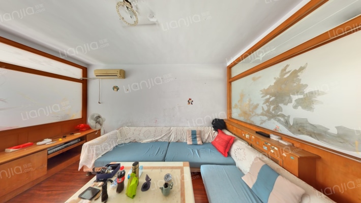 爱地花园二手房实景图