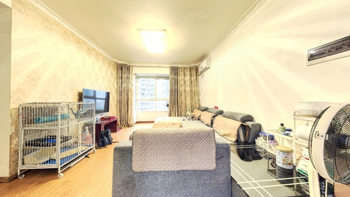 和泰锦苑二手房实景图