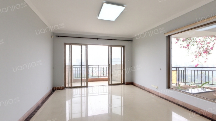 汇景新城维纶特莱二手房实景图