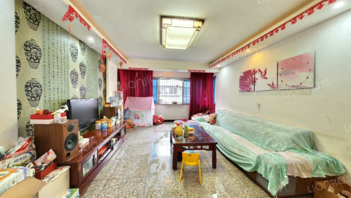 疾病预防控制中心家属区二手房实景图