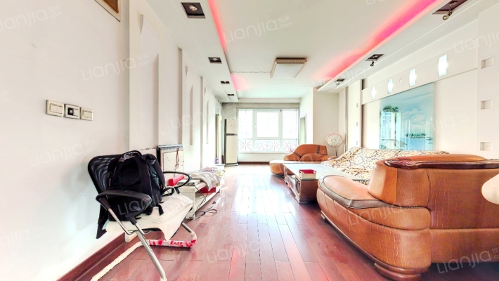 富甲天下二手房实景图