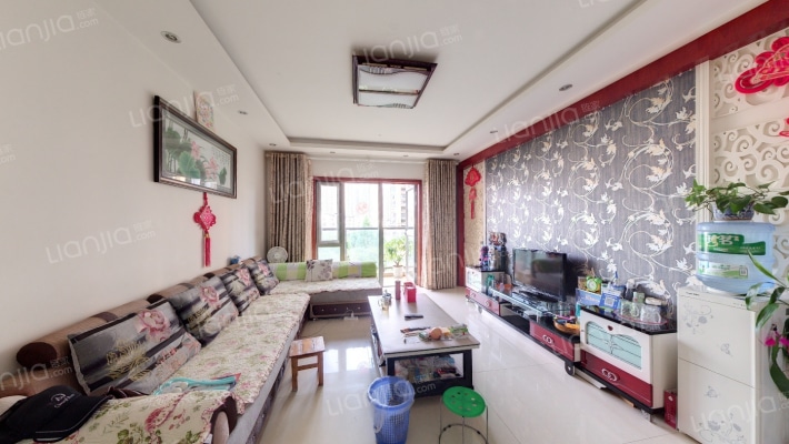 翡翠湾二手房实景图