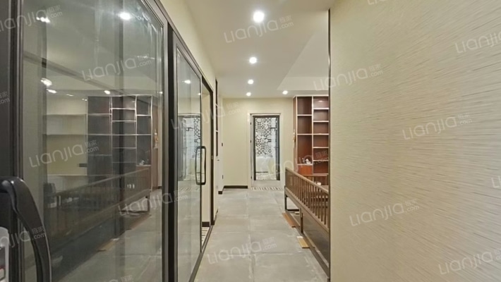 恒泰名仕公馆二手房实景图