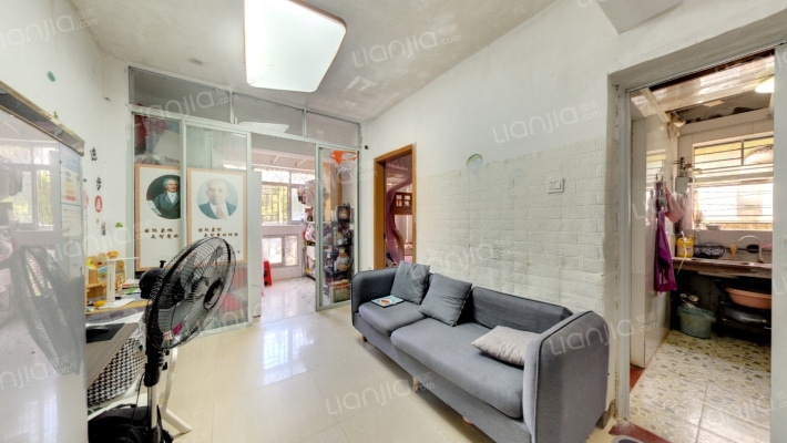 中加名园二手房实景图