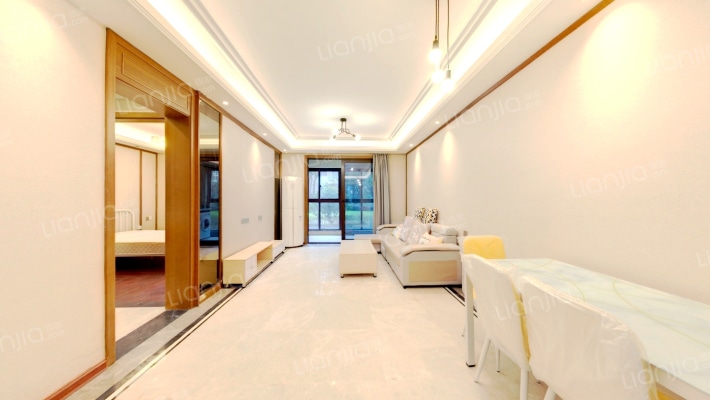 中海玄武公馆C区二手房实景图