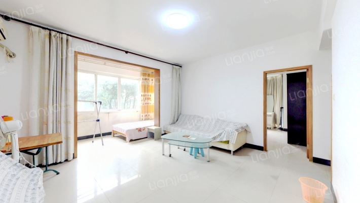 中国青城1期二手房实景图