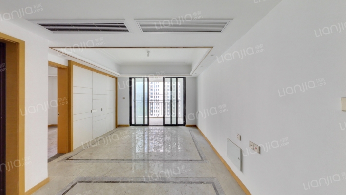 中南世纪花城三期二手房实景图